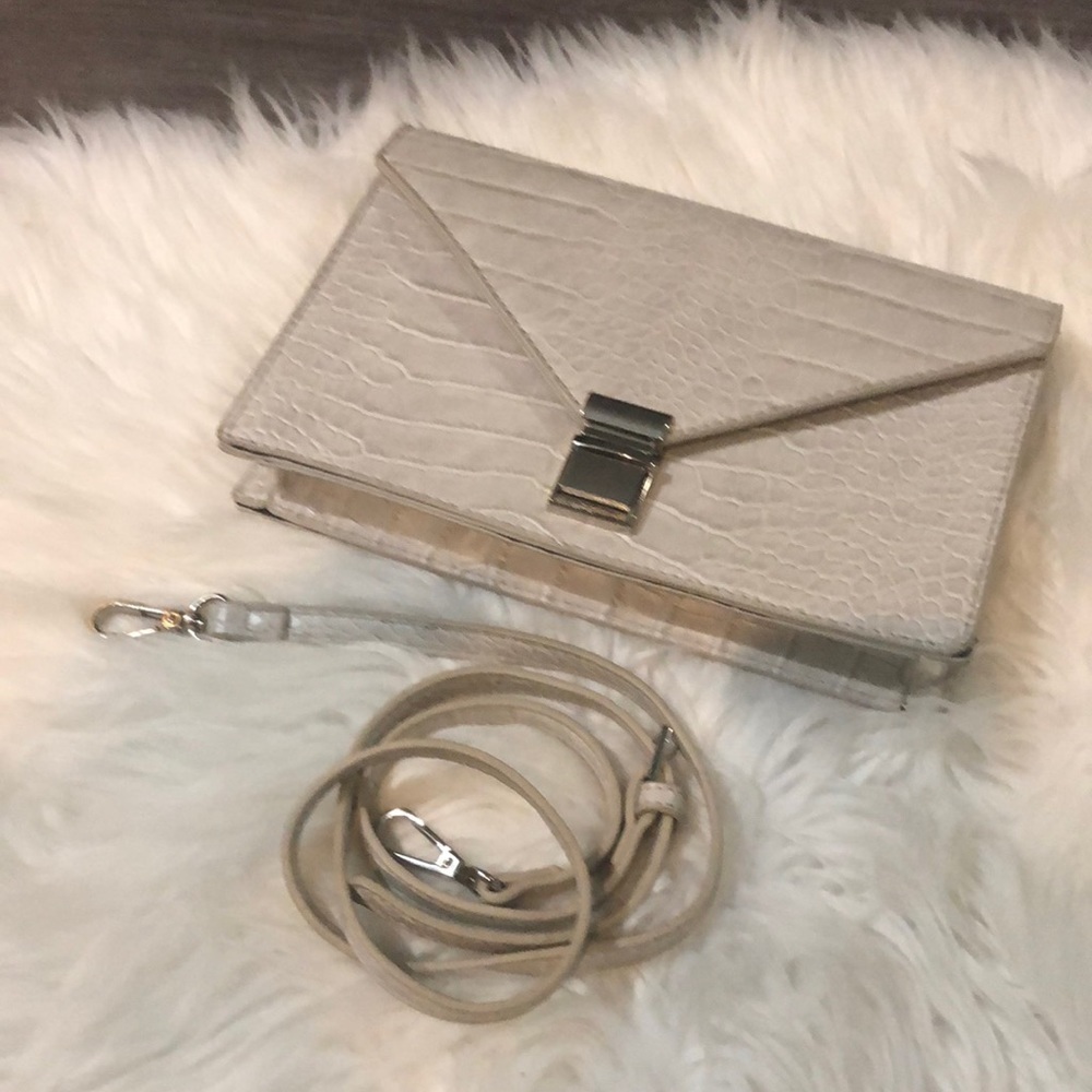 Le Chateau WALLET REMOVABLE STRAP CLUTCH MINI FASHION purse